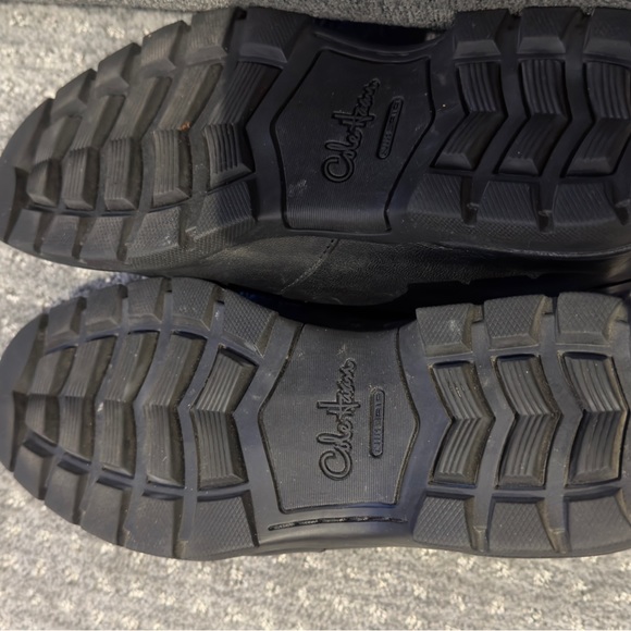 Cole Haan size 7.5, black - Picture 3 of 4